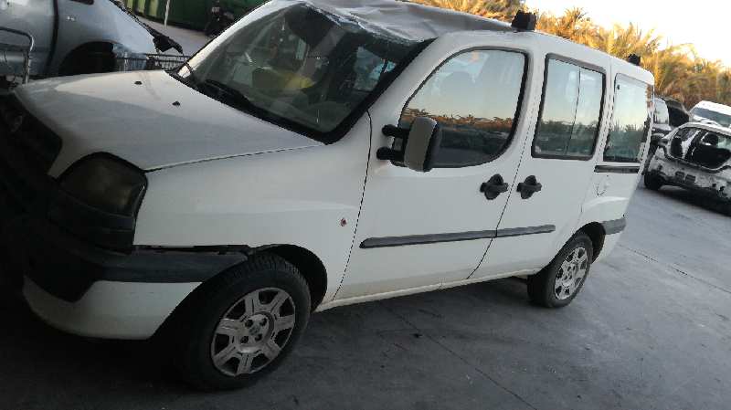 FIAT Doblo 1 generation (2001-2017) Andra kroppsdelar 46778586 25258861