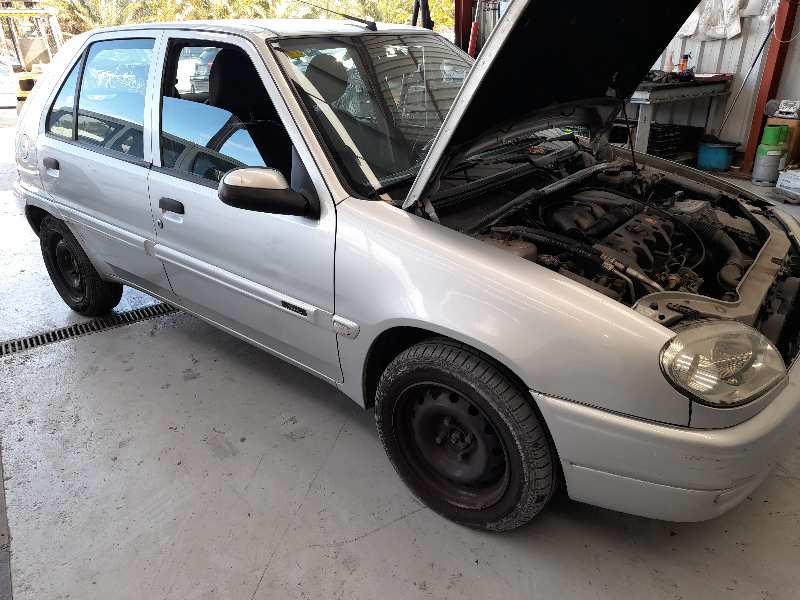 FORD Saxo 2 generation (1996-2004) Bagāžas nodalījuma loga tīrītāja motorīts 9637889880 22008168