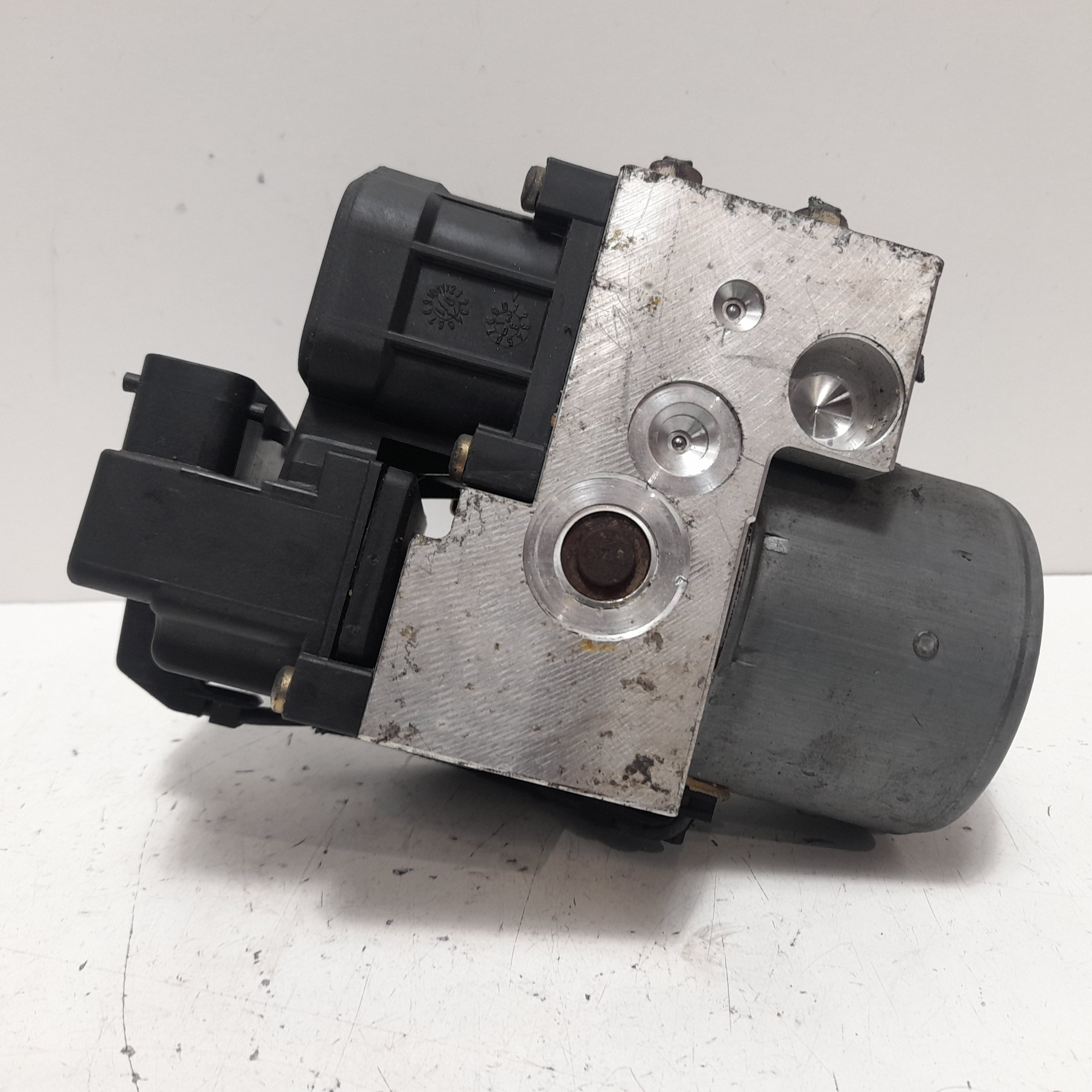 MAZDA MX-5 NB (1998-2005) ABS pump N068437A0 21979118