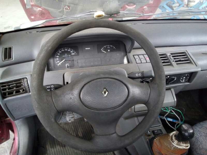 RENAULT Clio 1 generation (1990-1998) Полуось передний левый 7701352223 25288862
