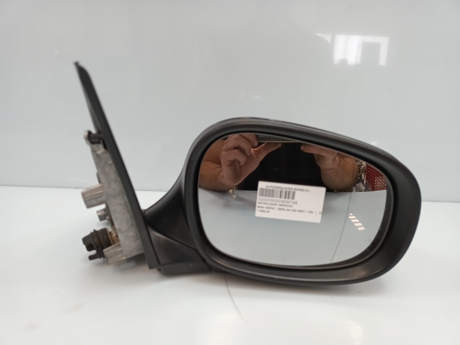 BMW 1 Series E81/E82/E87/E88 (2004-2013) Oikean puolen siipipeili ELECTRICO 24949092