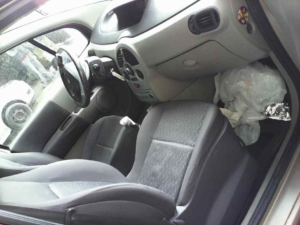 RENAULT Modus 1 generation (2004-2012) Bageste højre dørlås 25247723