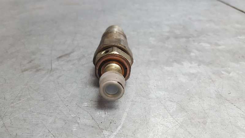 NISSAN Almera N15 (1995-2000) Fuel Injector B893050Y10 24061155