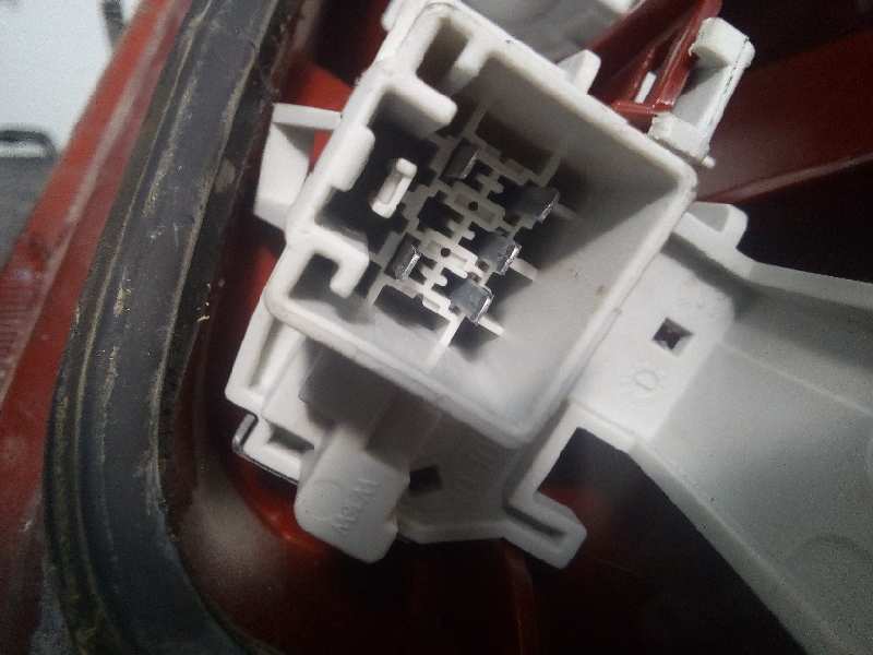 Feu arrière gauche F6JB 1709553 de Ford Fiesta 2008-2010 - pieza usada