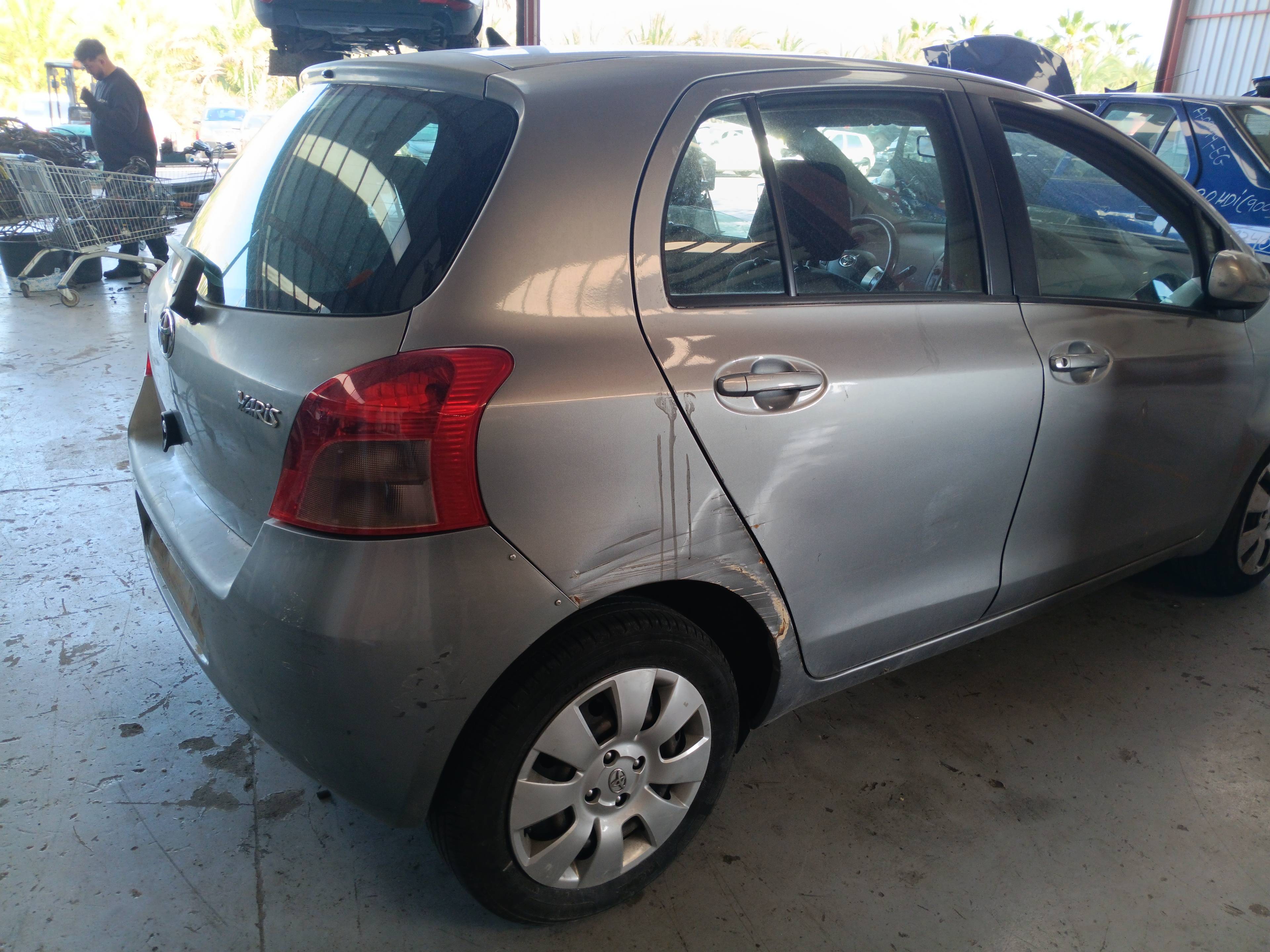 TOYOTA Yaris 2 generation (2005-2012) Трапеции стеклоочистителей 851100D080 23686300