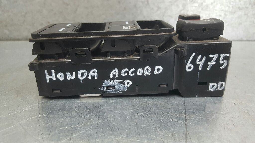 HONDA Accord 7 generation (2002-2008) Främre höger dörrfönsterbrytare 35750SEAE03 25260419