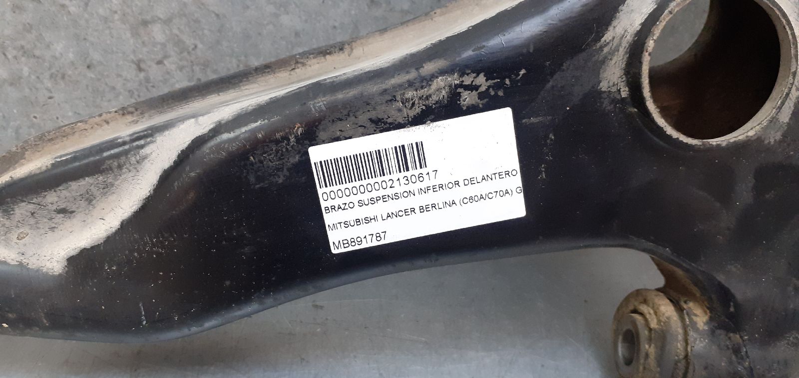 MITSUBISHI 2 generation (XJ)  (1997-2001) Front Left Arm MB891787 25262682