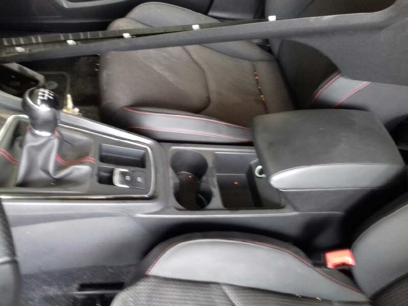 SEAT Altea 1 generation (2004-2013) Ремень безопасности задний левый 621180600 24080034