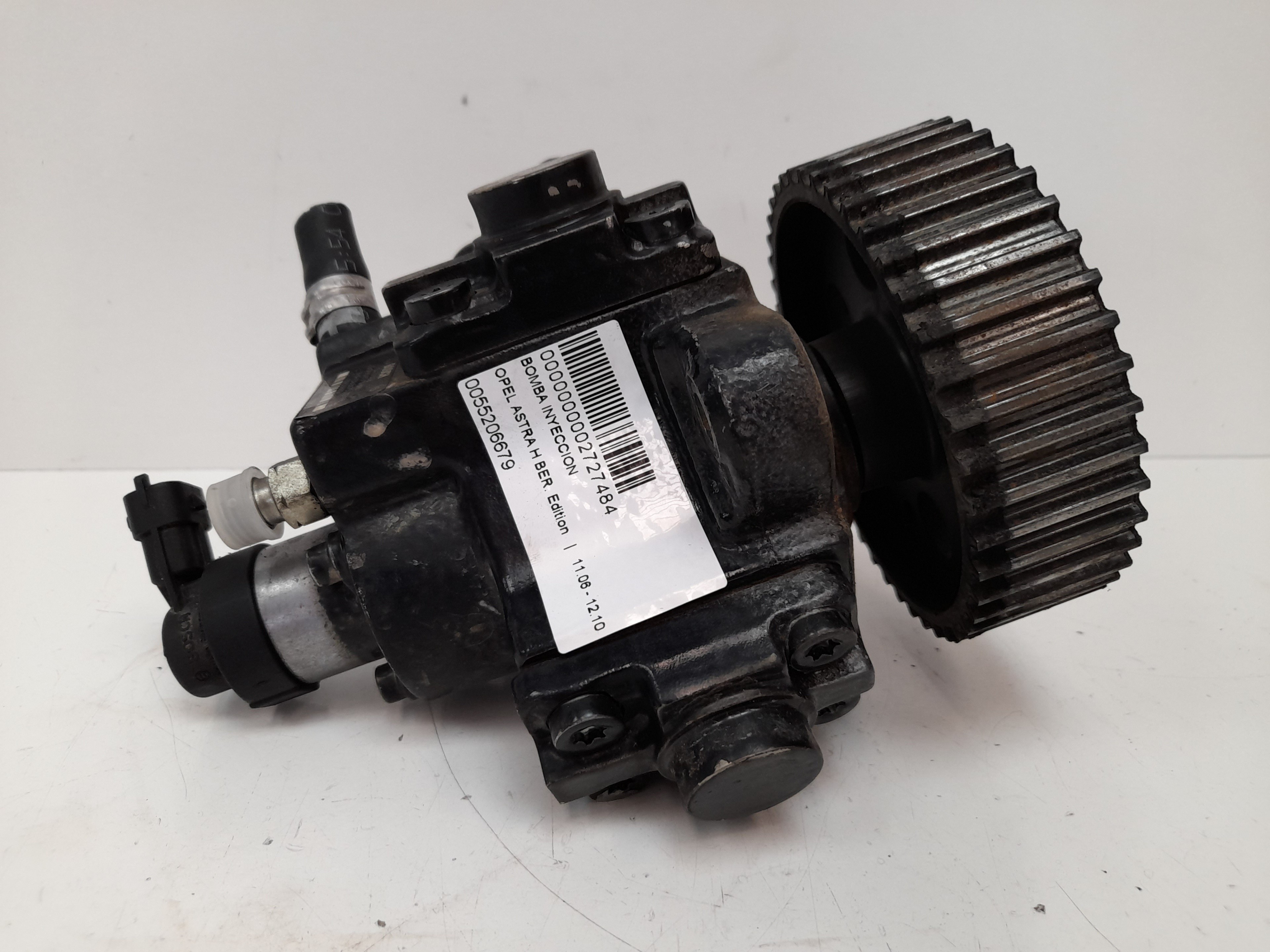 OPEL Astra J (2009-2020) High Pressure Fuel Pump 0055206679 22033285