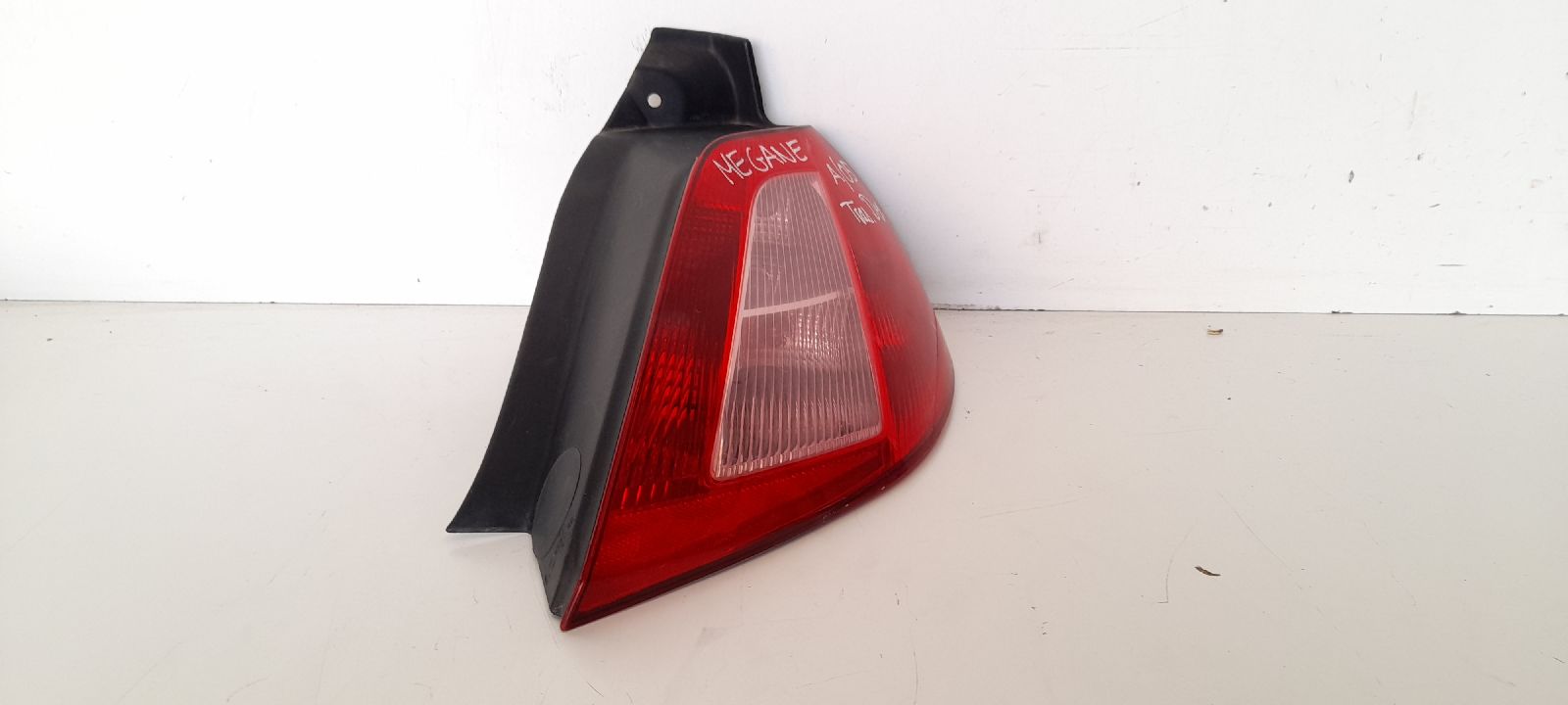 DODGE Megane 2 generation (2002-2012) Oikea takavalo 8200073237 25282801