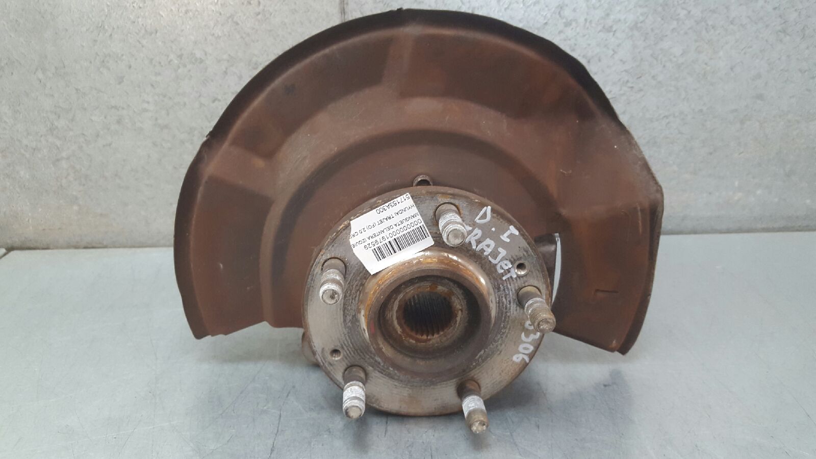 CITROËN Trajet 1 generation (2000-2007) Front Left Wheel Hub 517153A300 25259793