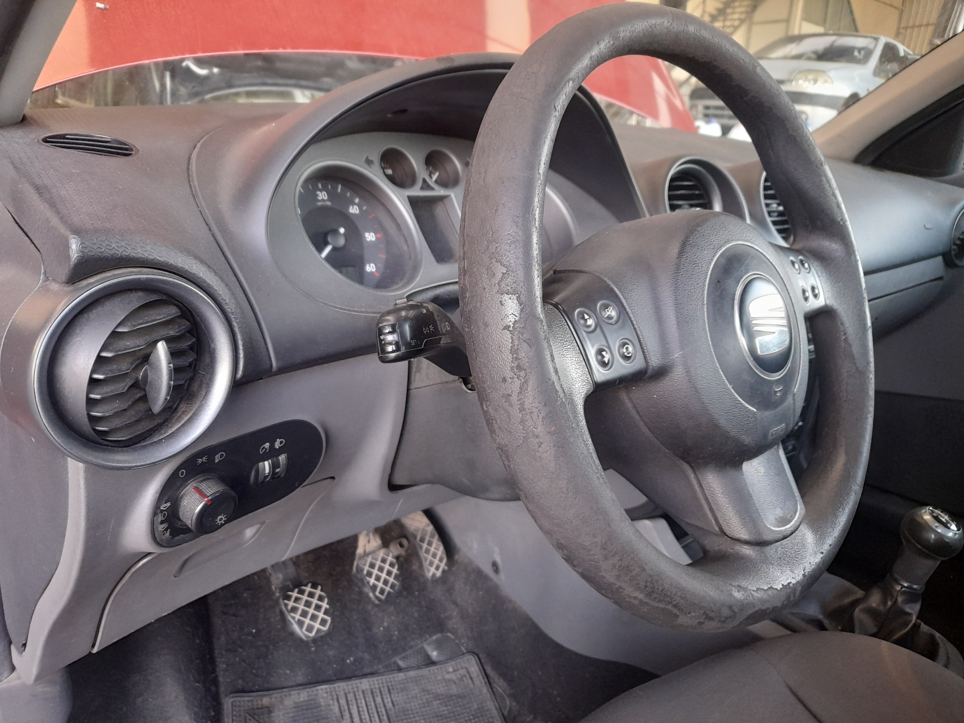 SEAT Ibiza 3 generation (2002-2008) Üzemanyag-befecskendező 038130073BP 24908948