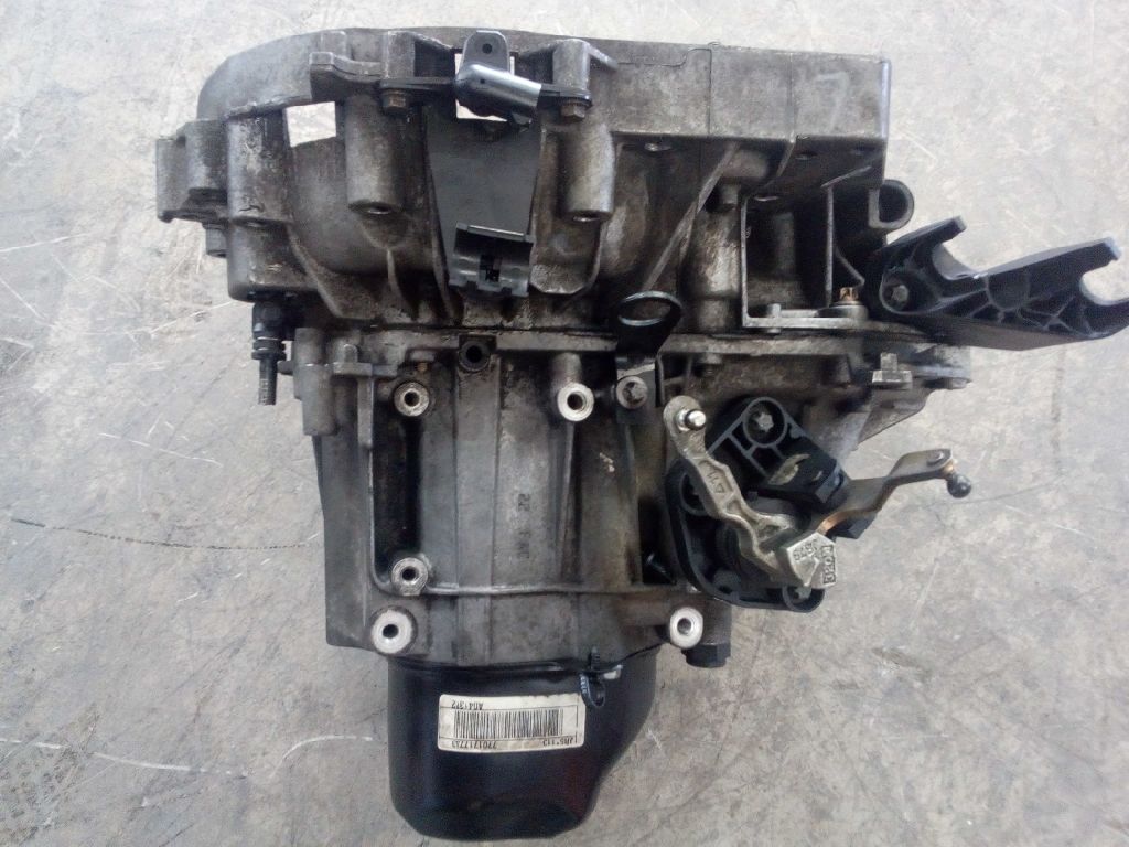 RENAULT Modus 1 generation (2004-2012) Gearkasse JR5113 24056558