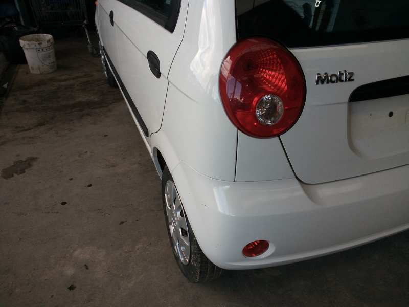 CHEVROLET Matiz 2 generation (2005-2010) Крышка багажника 96879172 22005871