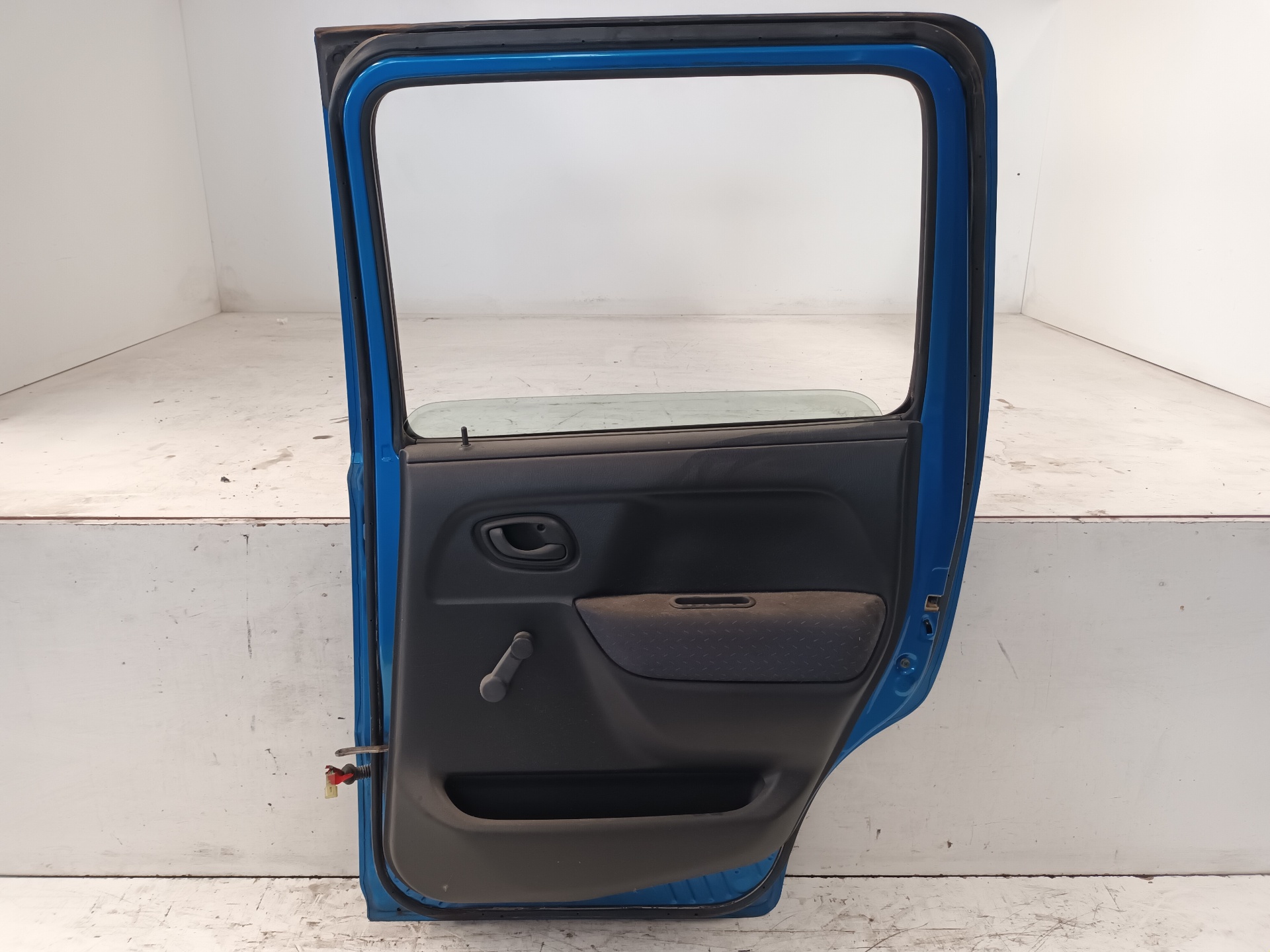 JAGUAR E39 (1995-2004) Rear Right Door AZUL 25023334