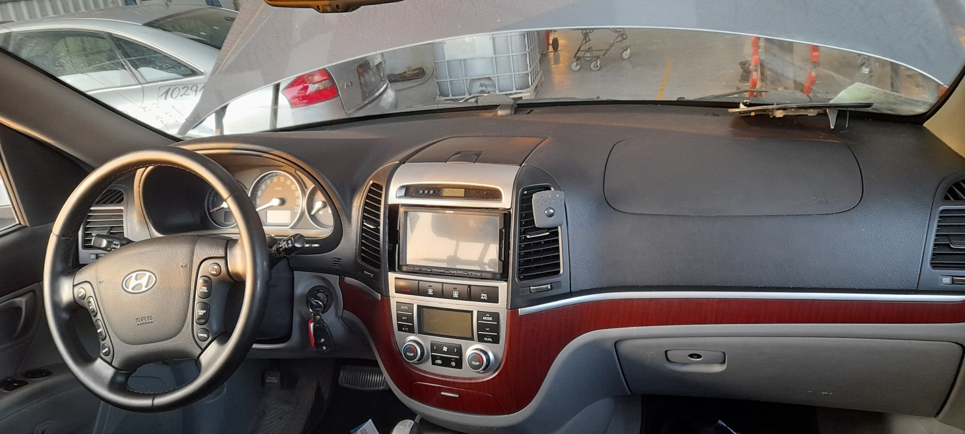HYUNDAI Santa Fe CM (2006-2013) Rear Right Seatbelt 898202B300J4 25276600