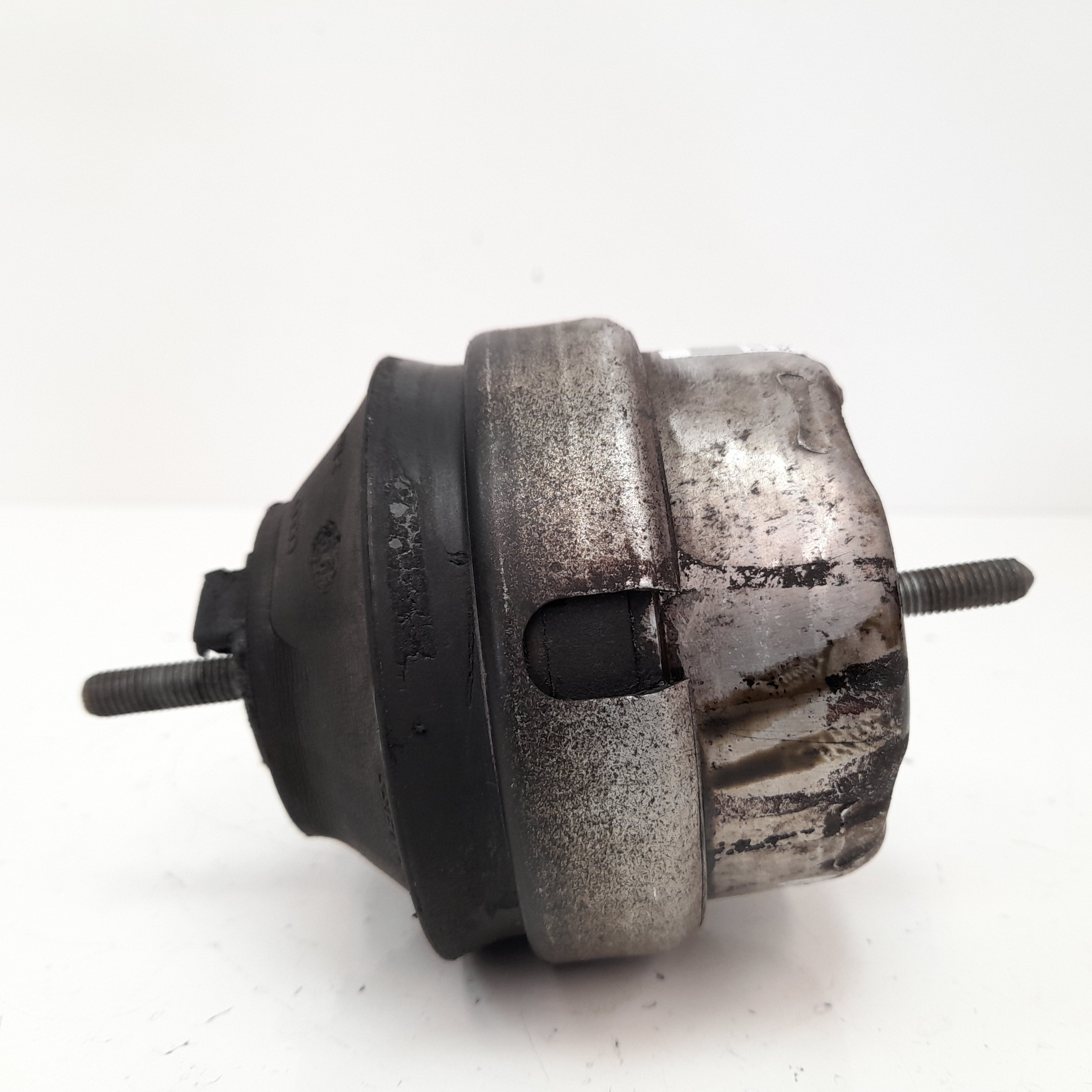 HONDA A4 B5/8D (1994-2001) Jobb oldali motorblokk  8D0199382M 24102091