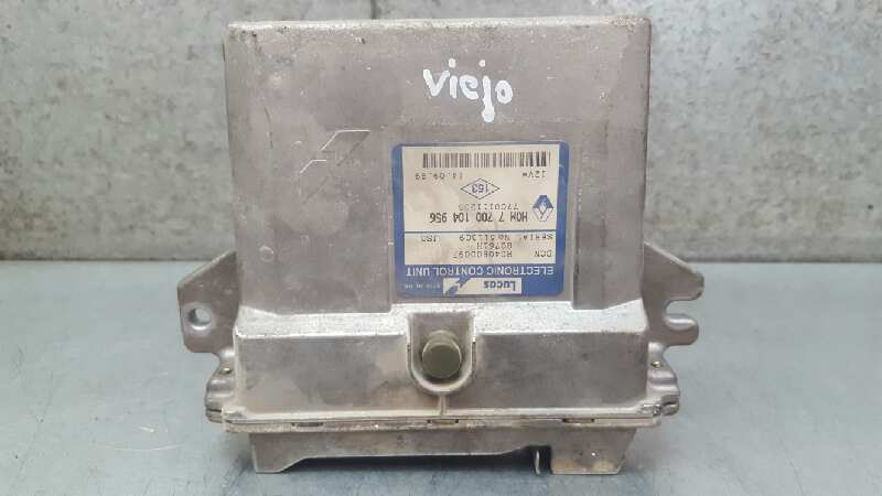 VAUXHALL Clio 2 generation (1998-2013) Engine Control Unit ECU 7700104956 22006169