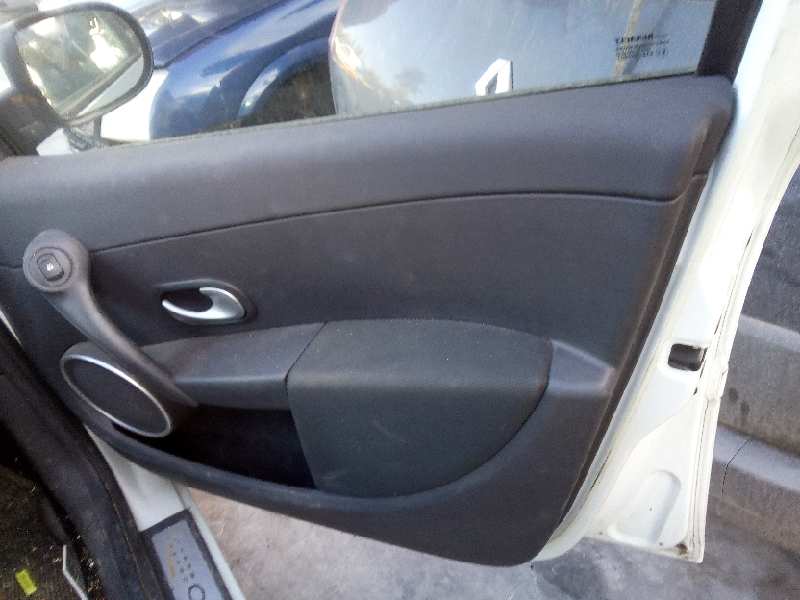 AUDI Clio 3 generation (2005-2012) Другая деталь 8200843592 21986564