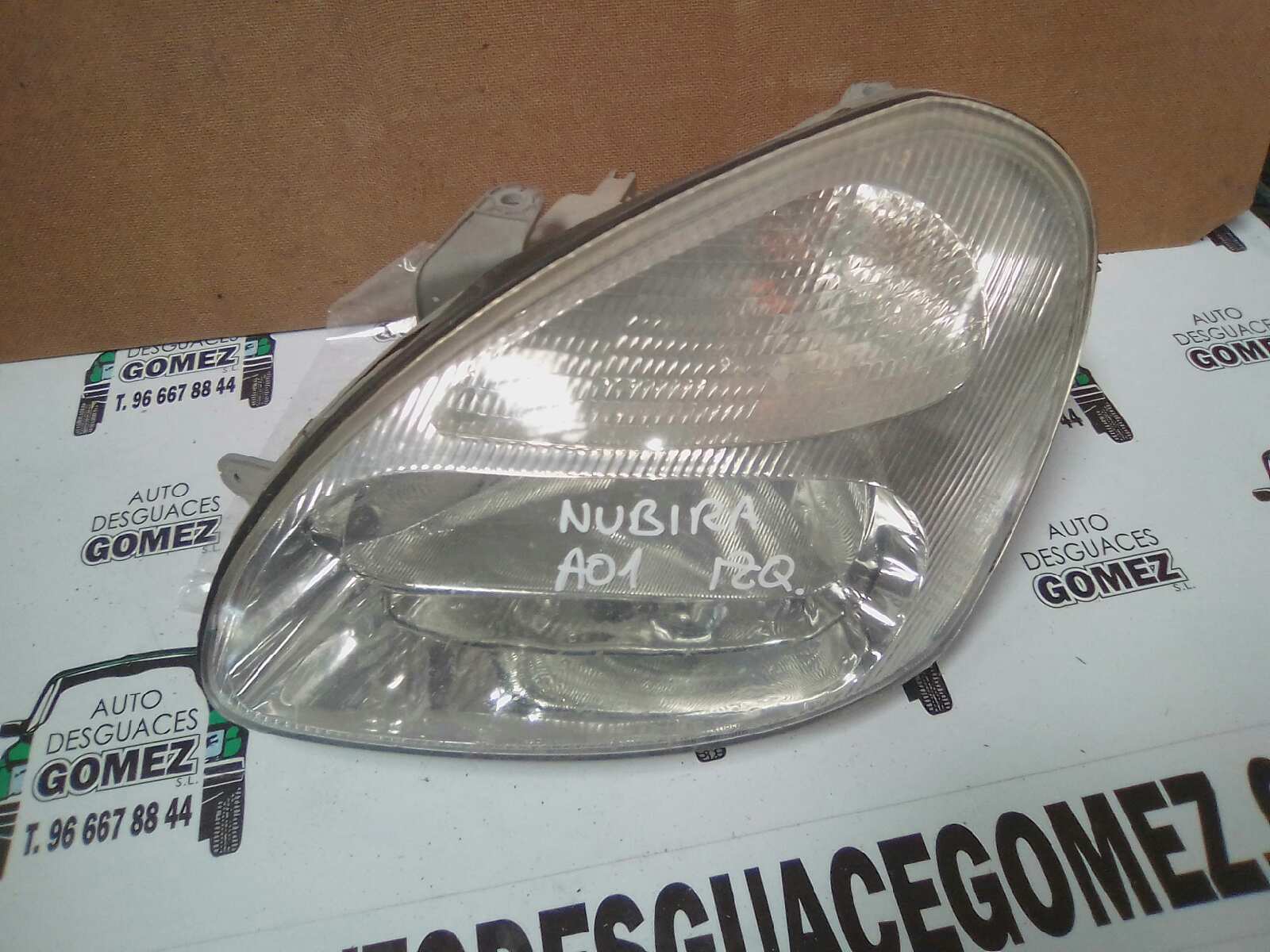 DAEWOO Phare avant gauche 96272015 25243903