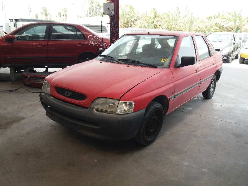 FORD Escort 5 generation (1990-2000) Aizmugurējais buferis 7217934 24053307