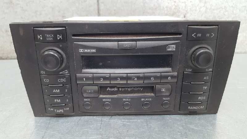 AUDI A4 B5/8D (1994-2001) Musikkspiller uten GPS 8D0035195 25259495