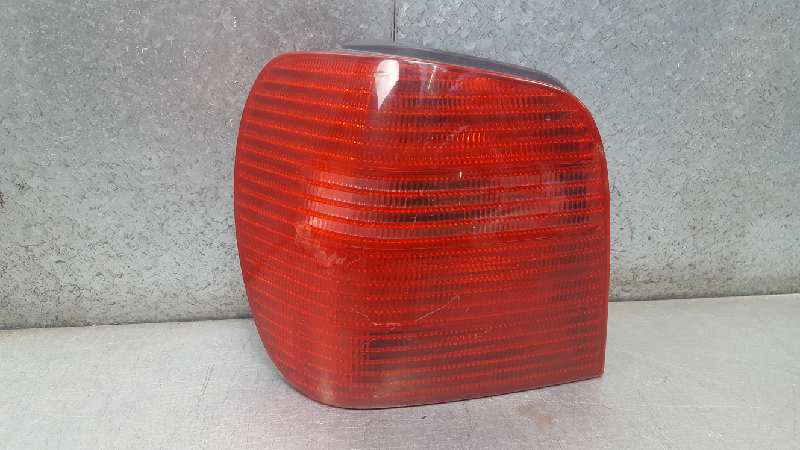 NISSAN Polo 3 generation (1994-2002) Rear Left Taillight 6N0945095H 21986274