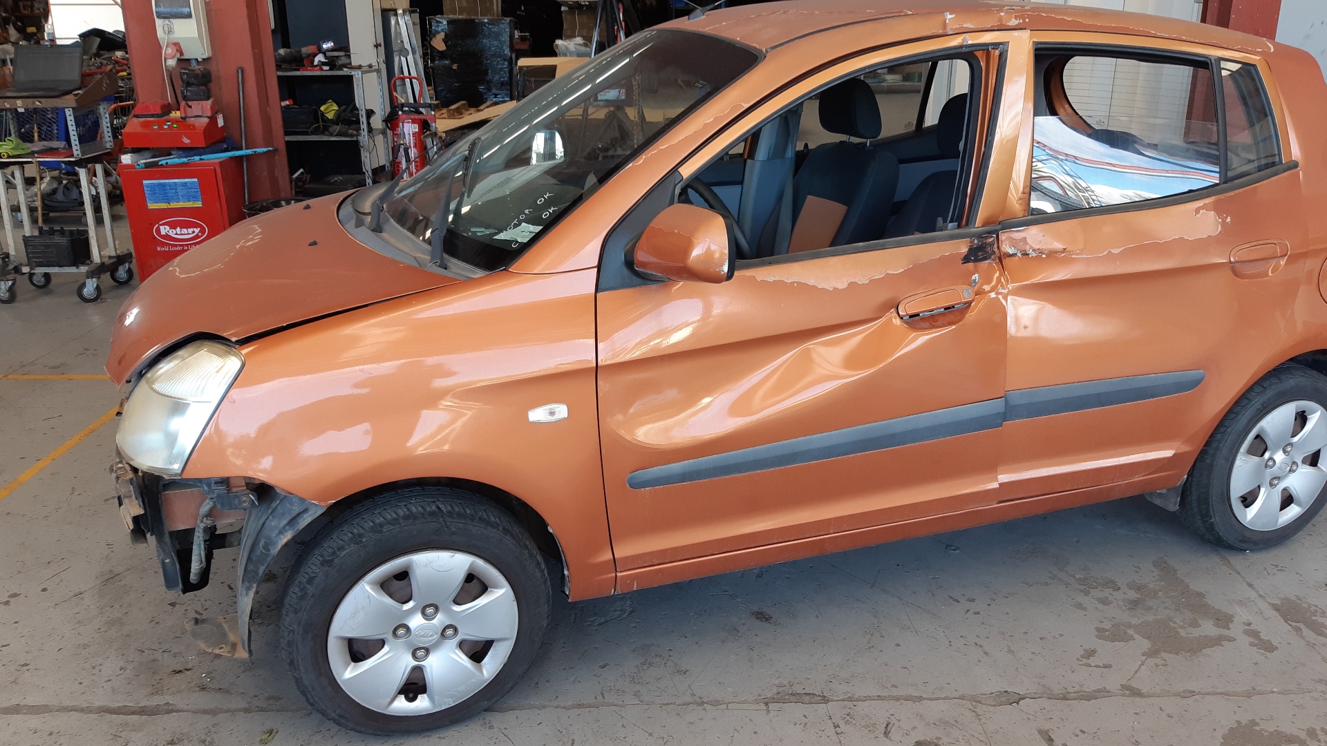 RENAULT Picanto 1 generation (2004-2011) Крышка багажника NARANJA 23989210