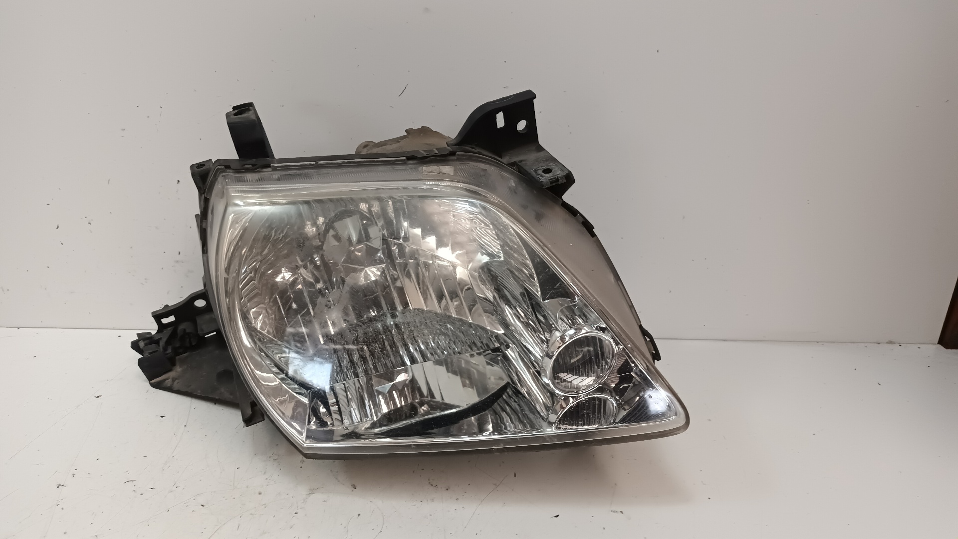 MAZDA MPV LW (1999-2006) Front Høyre Frontlykt 24676545