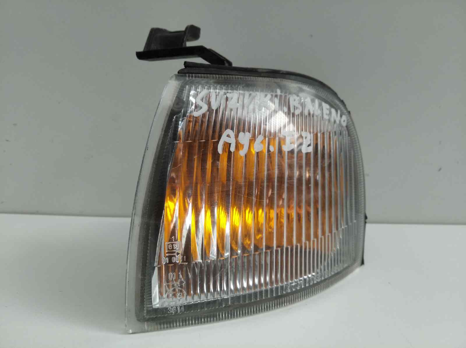 SUBARU Baleno 1 generation (1995-2002) Front left turn light 3560260G00000 25253638