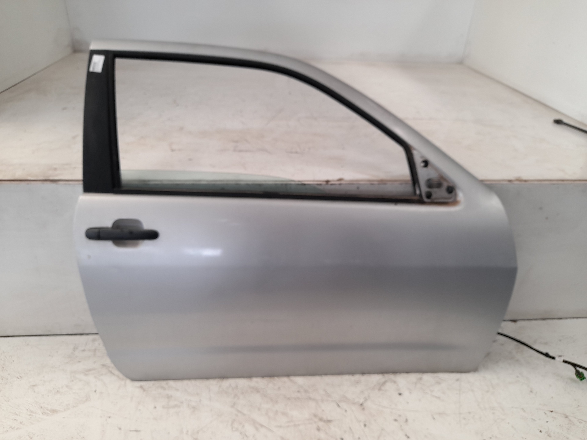 OPEL Ibiza 2 generation (1993-2002) Priekšējās labās durvis PLATA 24949150