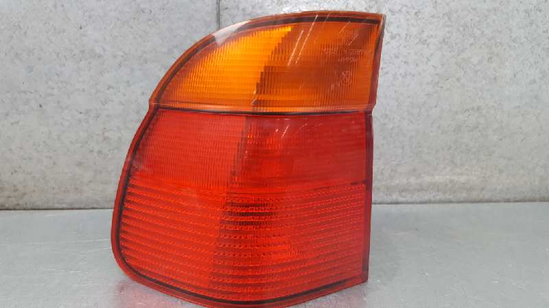 BMW 5 Series E39 (1995-2004) Rear Left Taillight 8361671 22040746