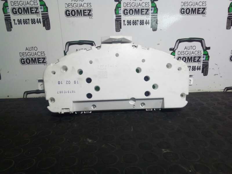 Cuadro de instrumentos D4204T 31268055 de Volvo C30 2006-2010 - pieza usada
