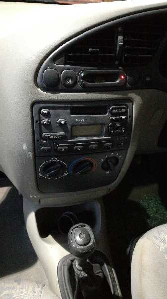 FORD Fiesta 4 generation (1996-2002) Priekinių kairių durų langų pakėlimo mygtukai 1007910 21997588