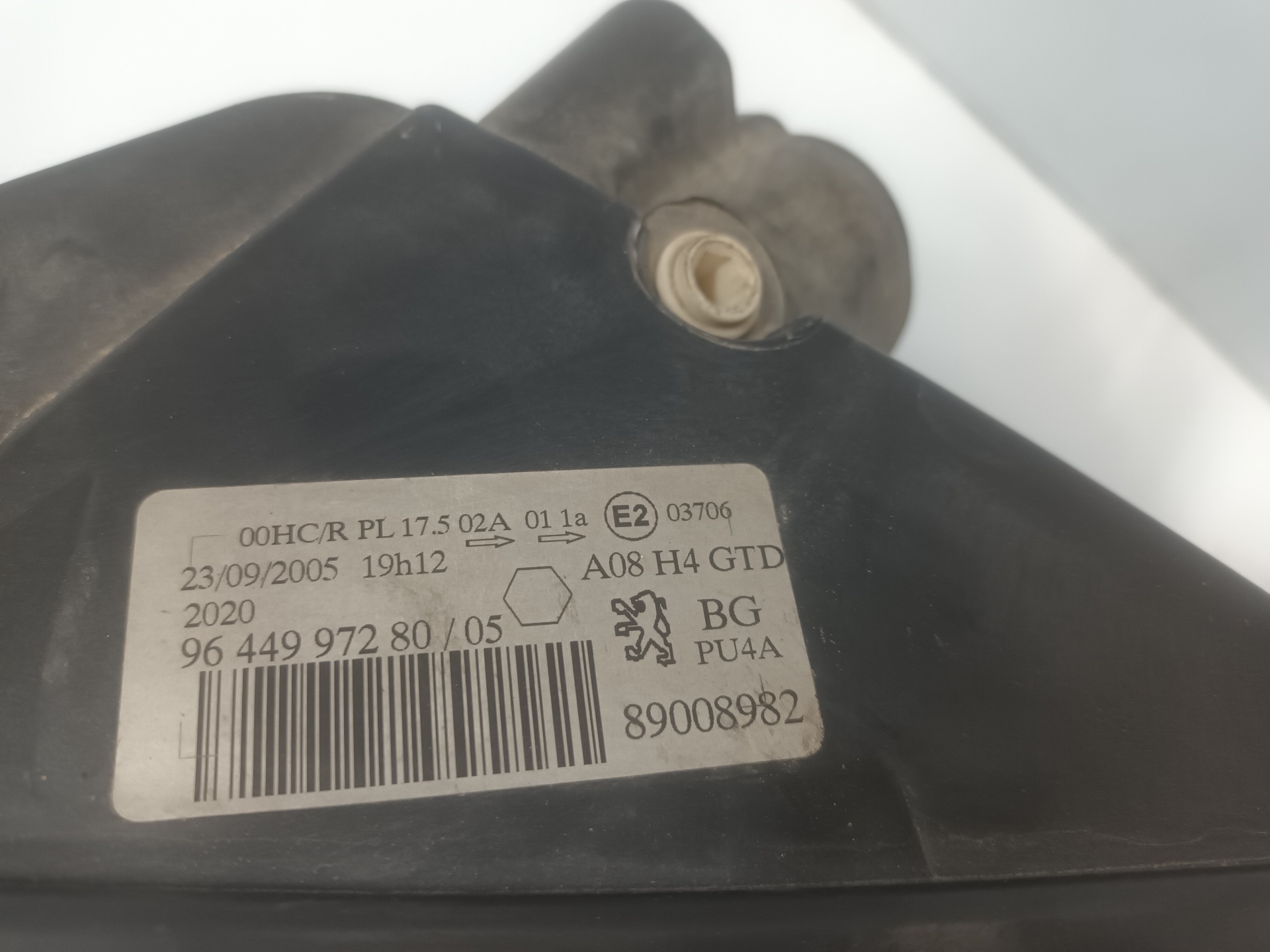 Faro izquierdo 9644997280 de Peugeot 1007 2005-2008 - pieza usada