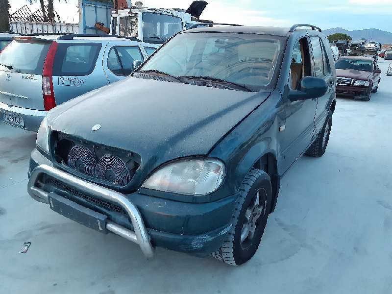 VAUXHALL M-Class W163 (1997-2005) Taka vasen vetoakseli 0501006511 22790755