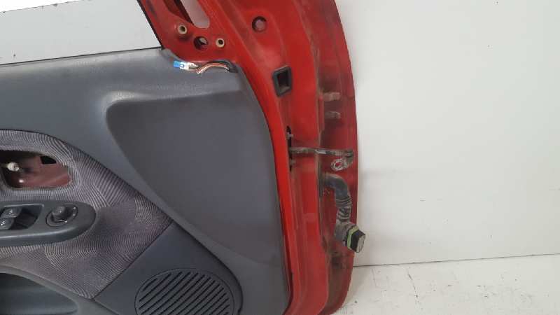 VAUXHALL Clio 3 generation (2005-2012) Front Left Door ROJO 24073278