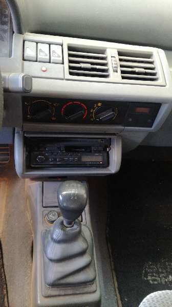 RENAULT Clio 1 generation (1990-1998) Left Side Engine Mount 25261289