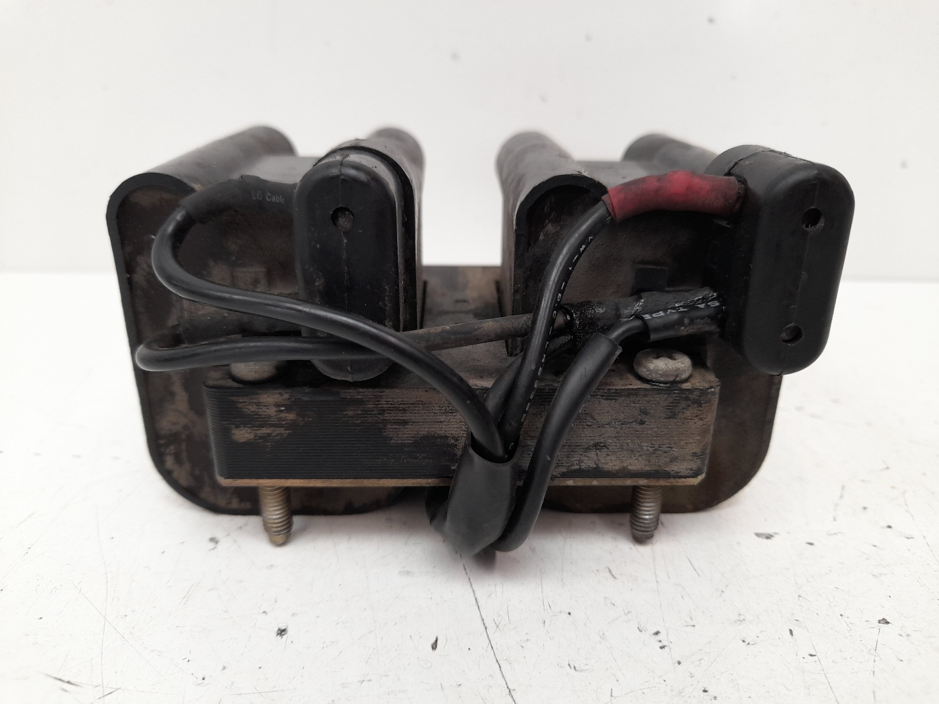 HYUNDAI Accent X3 (1994-2000) High Voltage Ignition Coil 2730122040 24111739