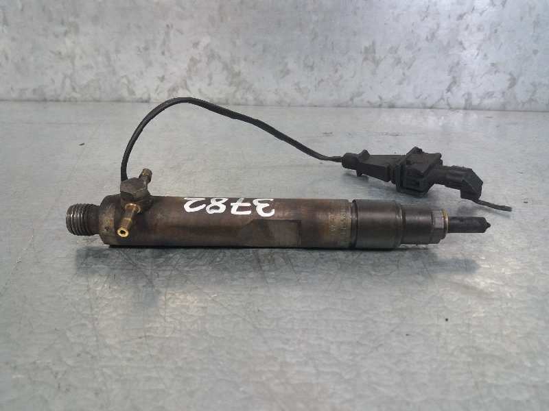 VAUXHALL Octavia 1 generation (1996-2010) Injector de combustibil 038130201F 21991479