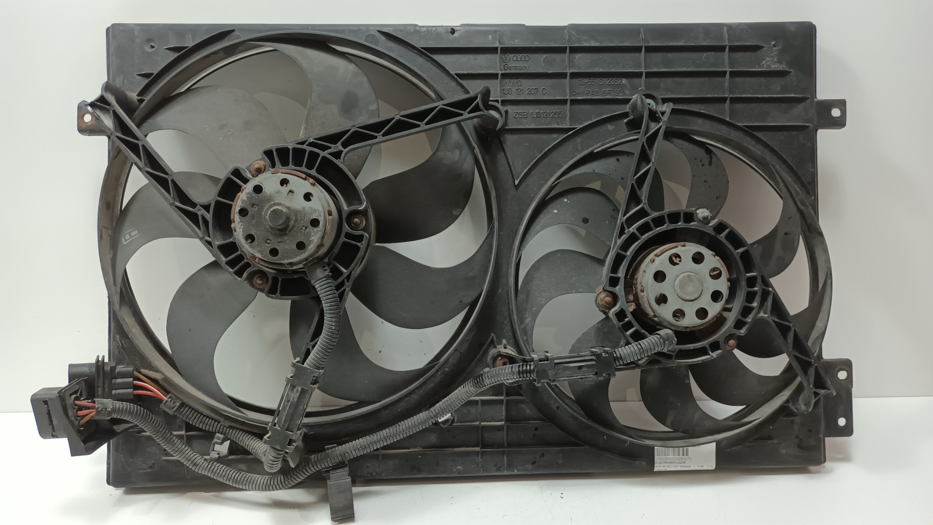 ALFA ROMEO A3 8L (1996-2003) Ventilateur diffuseur 1J0121207C 22908545