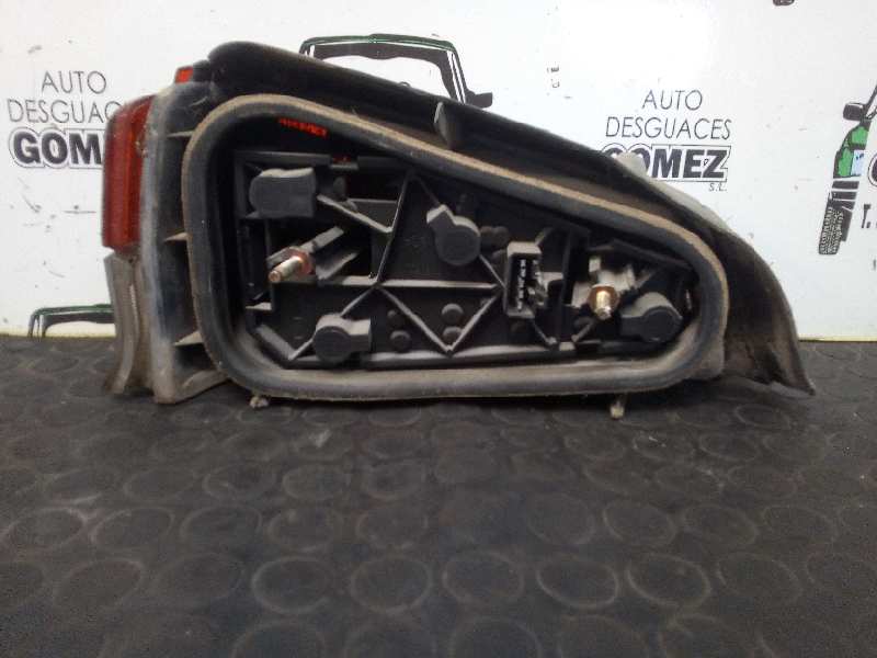 Scheinwerfer hinten rechts CDZ 635184 de Peugeot 106 1992-0 - pieza usada