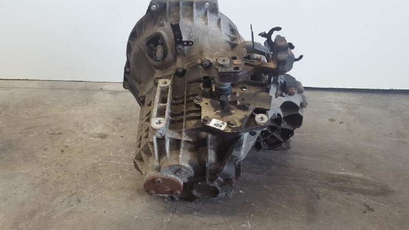 PEUGEOT Focus 1 generation (1998-2010) Gearbox 2S4R7002PA 21974881