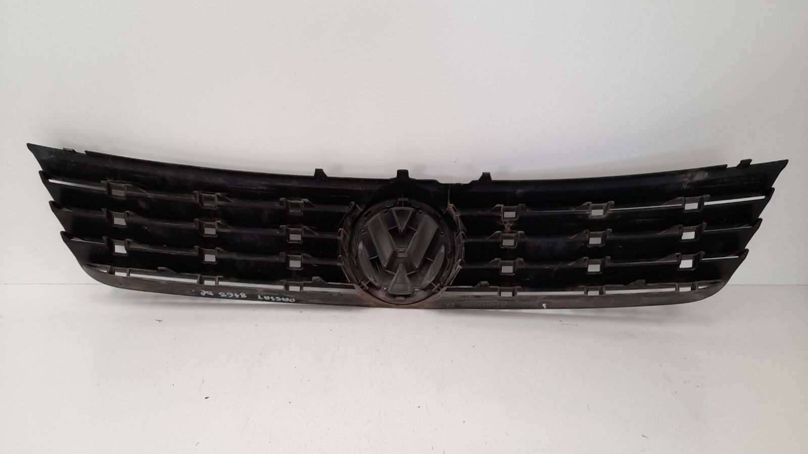 VOLKSWAGEN Passat B5 (1996-2005) Radiator Grille 3B0853653C 24110288