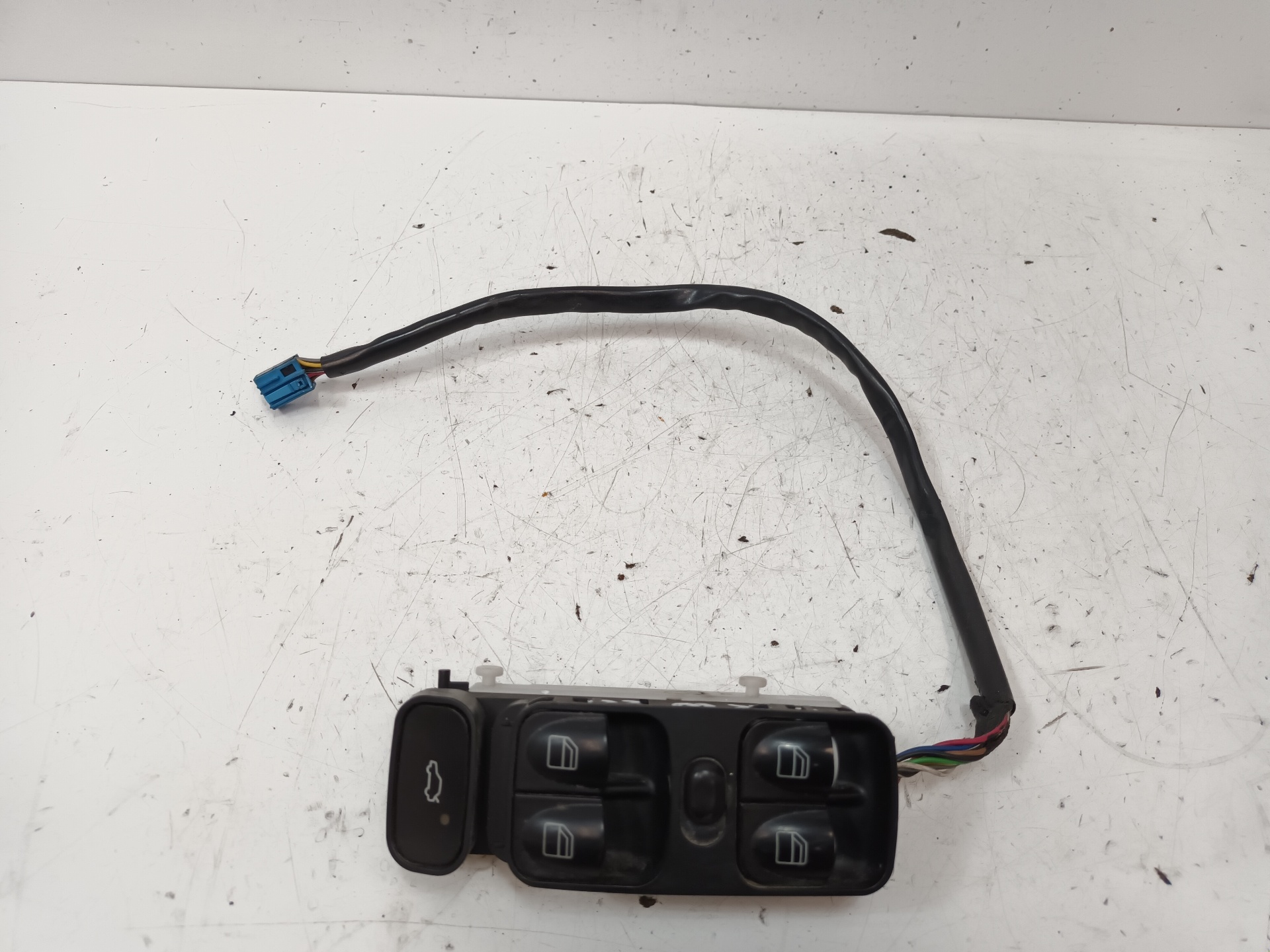 HUMMER CLK AMG GTR C297 (1997-1999) Front Left Door Window Switch 2038210679 25278473