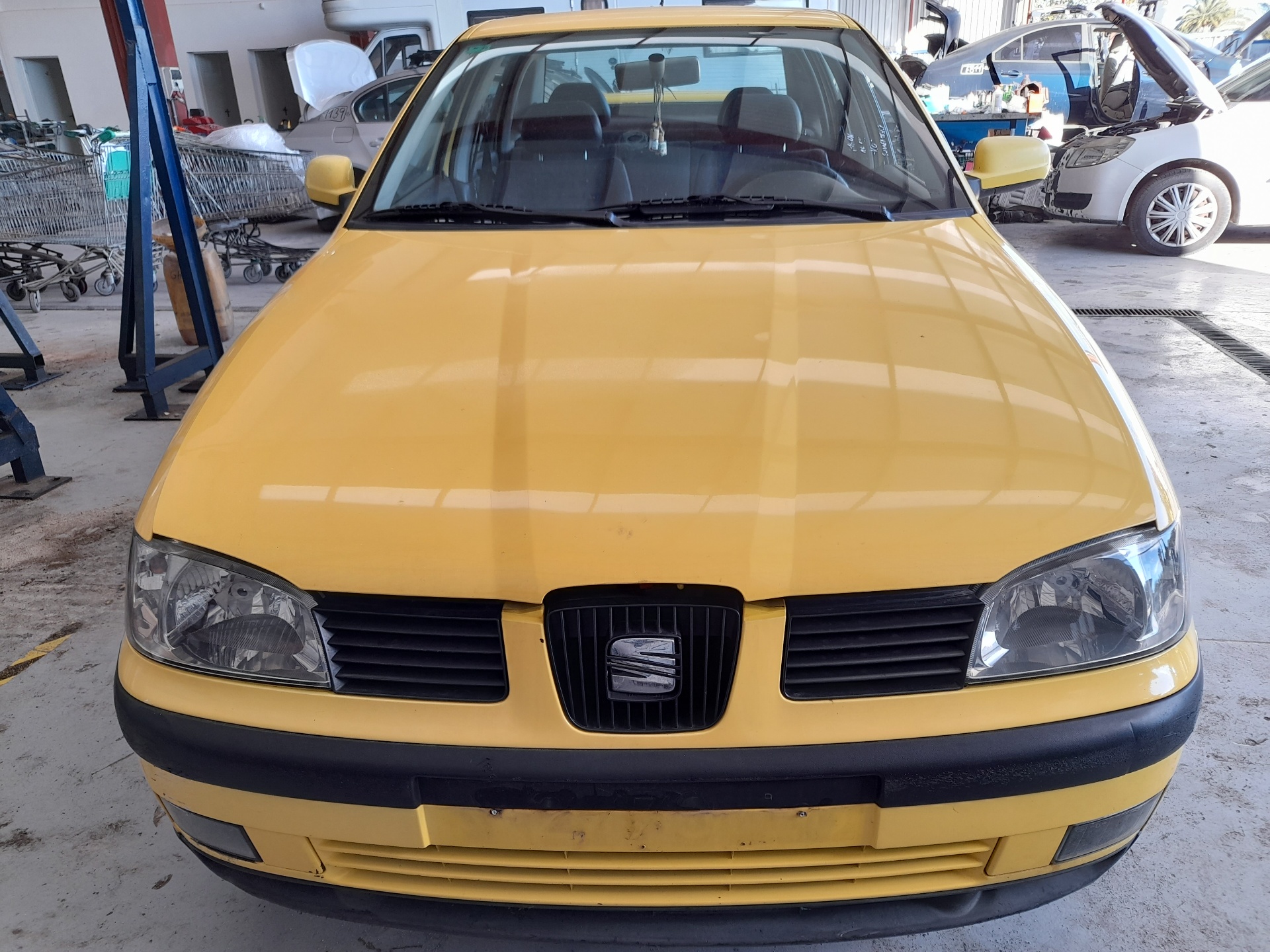 NISSAN Ibiza 2 generation (1993-2002) Крыло переднее левое 6K0821021D 22035354