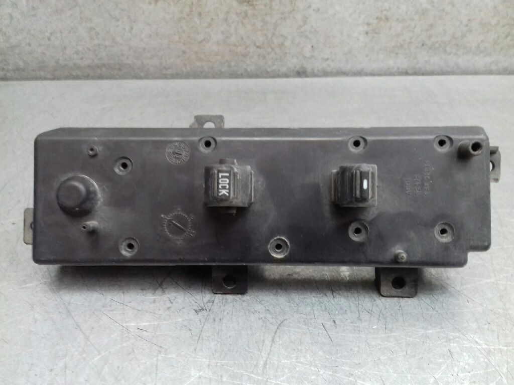 JEEP Grand Cherokee 2 generation (WJ) (1999-2004) Front Right Door Window Switch 56042290AC 25263273