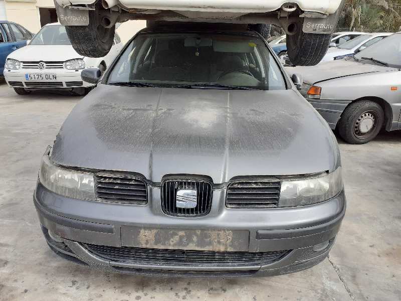 NISSAN Leon 1 generation (1999-2005) Üzemanyag-befecskendező 038130202B 22033726