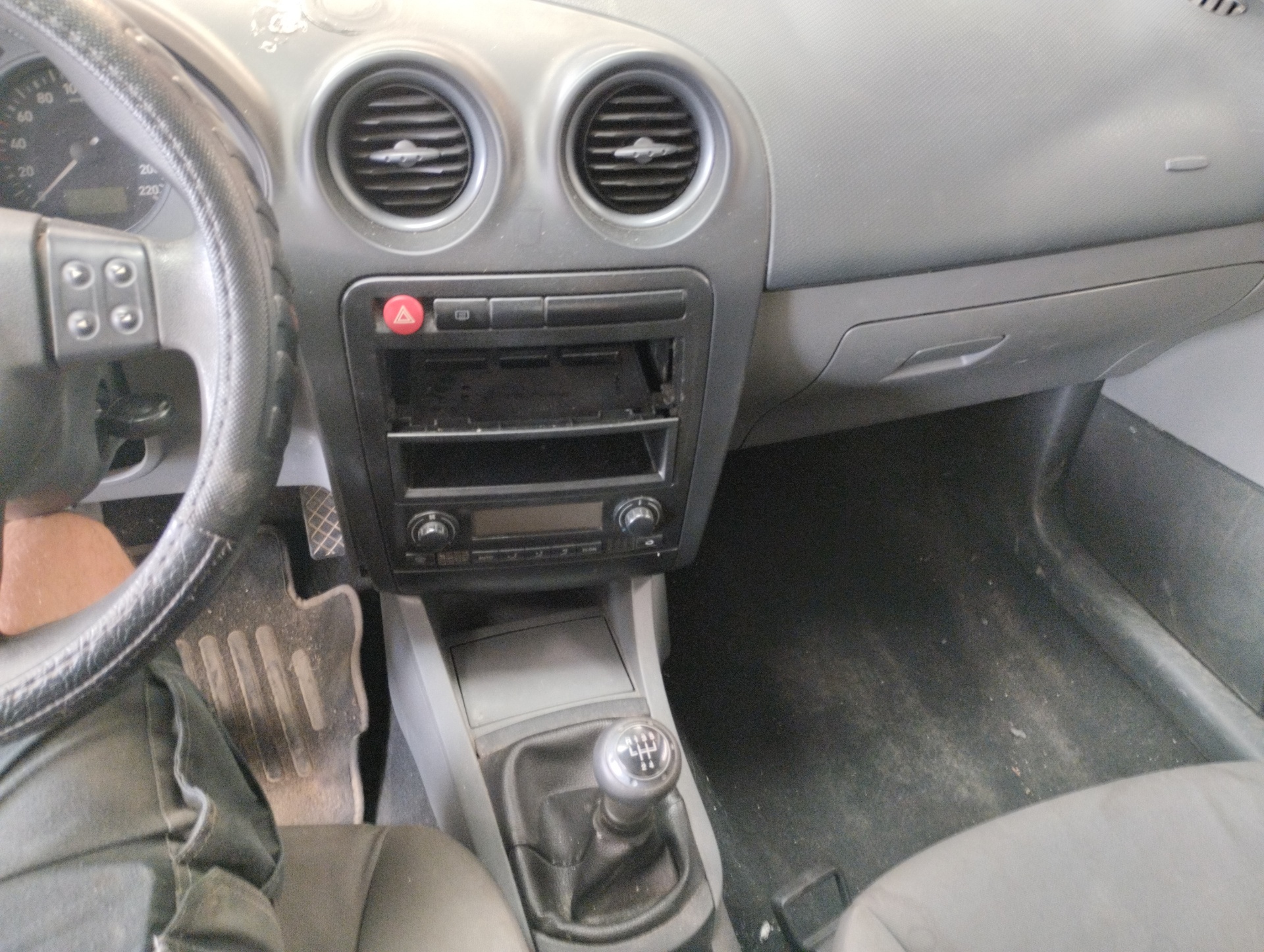 SEAT Leon 1 generation (1999-2005) Front Left Driveshaft 6Q0407271AT 25400337