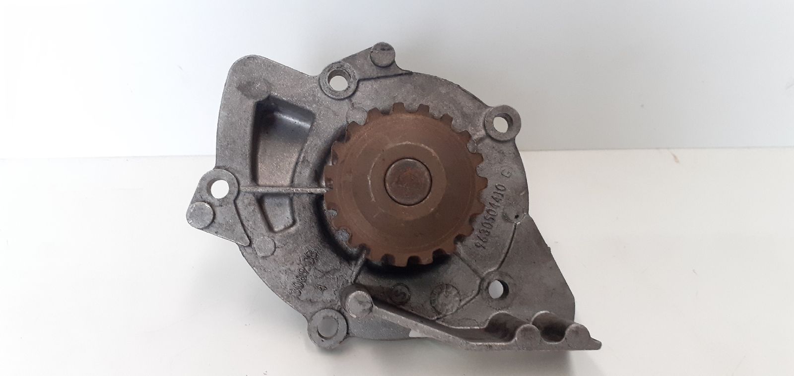 PEUGEOT 407 1 generation (2004-2010) Water Pump 9630504410 24093587